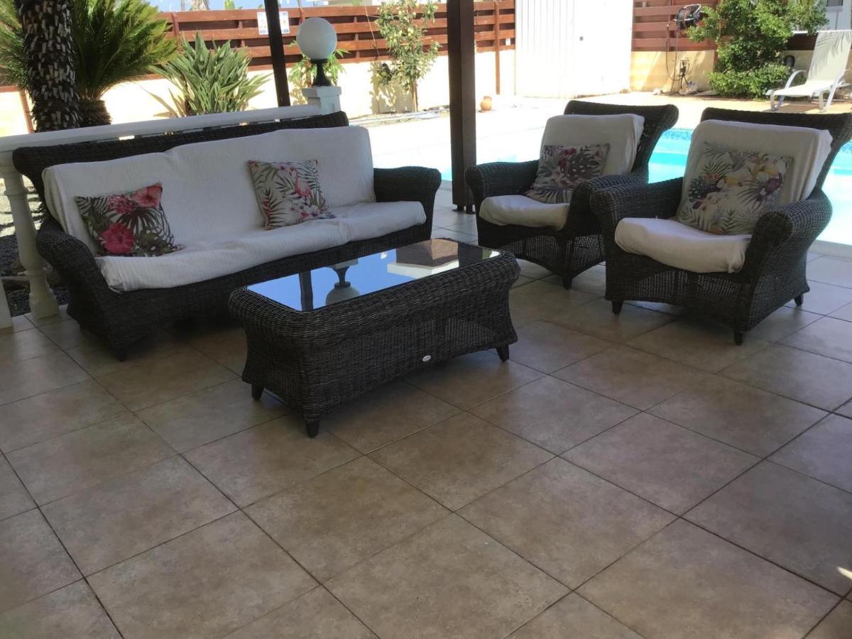 Carolyn Villa Is A Luxury 4-Bedroom Villa With Private Pool In Ayia Napa Exterior foto